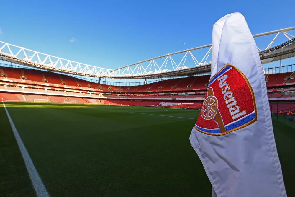 Bandierina d'angolo all'Emirates Stadium dell'Arsenal